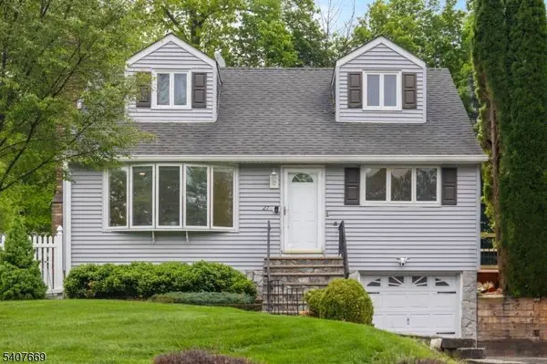 27 Jefferson Ter, Ogdensburg Boro, NJ 07439