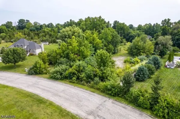 10 Palomino Trl, Vernon Twp., NJ 07462