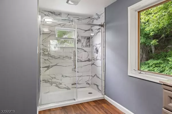 161 Lackawanna Dr, Byram Twp., NJ 07874