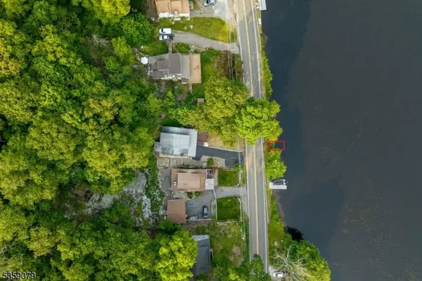 161 Lackawanna Dr, Byram Twp., NJ 07874