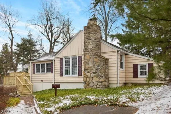 35 Seneca Trl, Sparta Twp., NJ 07871