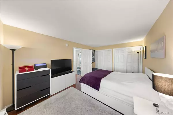 765 Sierra Vista LN, Valley Cottage, NY 10989