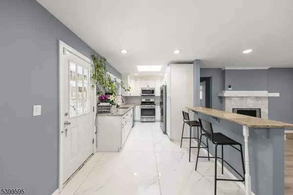 66 Silver Grove Rd, Hardyston Twp., NJ 07460