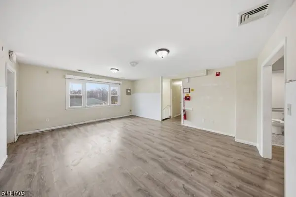 240 Longhouse Dr, West Milford Twp., NJ 07421