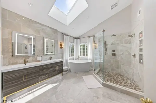 2 Stone Forge Rd, Green Twp., NJ 07821