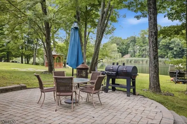 80 Skytop Rd, Andover Twp., NJ 07860