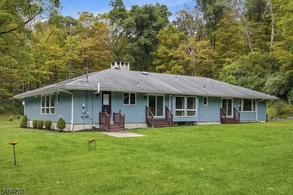 161 Pequest Rd, Green Twp., NJ 07821