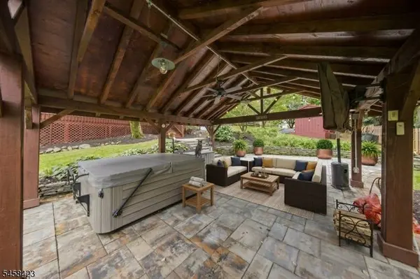 26 2nd Lt JT Wroblewski Ln, Jefferson Twp., NJ 07438