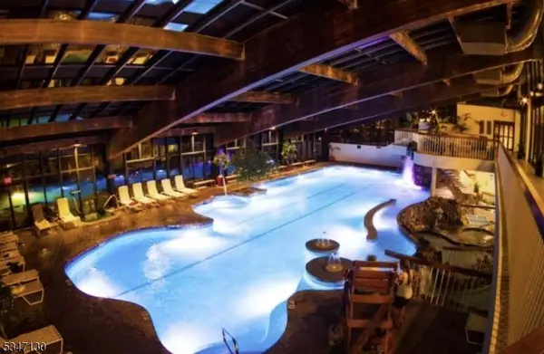 2 Chamonix Dr #103, Vernon Twp., NJ 07462