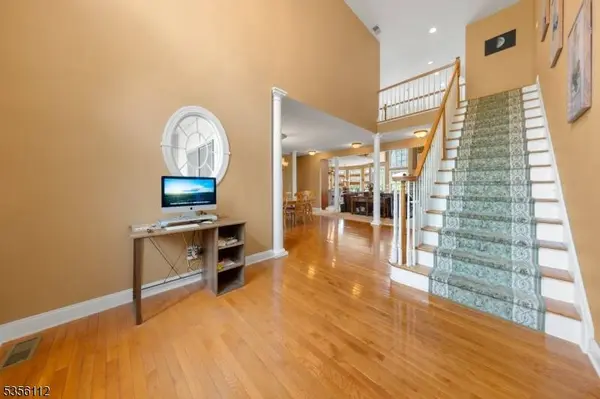 2 Sutton Ct, Hardyston Twp., NJ 07419