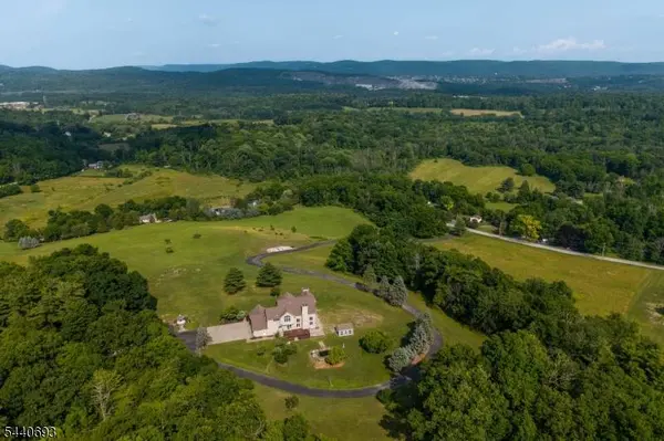 130 Pond School Rd