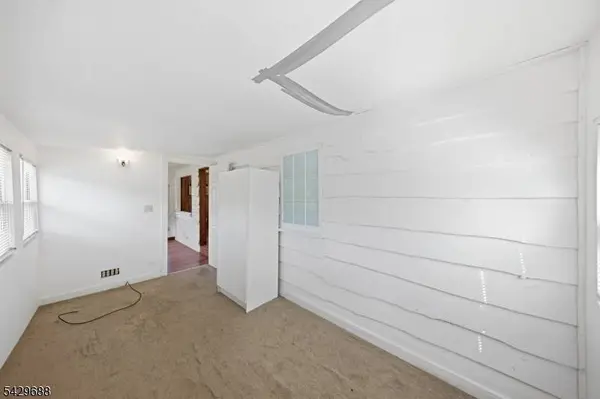 39 Fernwood Ave, Hardyston Twp., NJ 07460