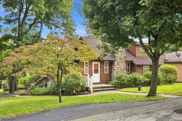4 Cohocton Rd, Vernon Twp., NJ 07422