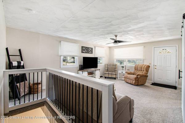 160 Mcmillan Street, Grand Ledge, MI 48837, Grand Ledge, MI 48837