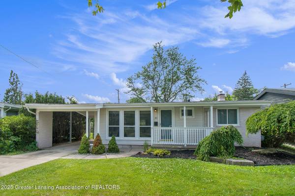 1321 Weber DR, Lansing, MI 48912