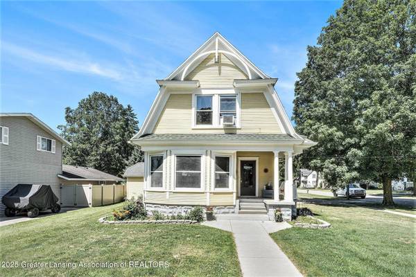 323 N Division ST, Carson City, MI 48811