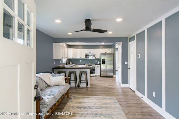 304 W Gibbs ST, St. Johns, MI 48879