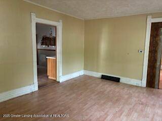 429 E Bridge ST, Lyons, MI 48851