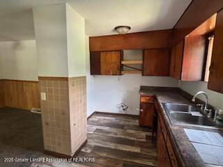 8425 N Holland RD, Six Lakes, MI 48886