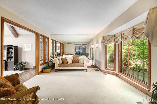 4701 Canyon Trail TRL, Lansing, MI 48917