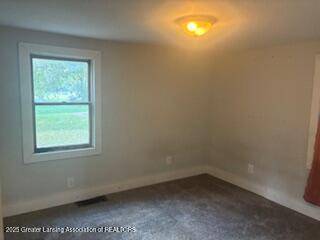 209 W Adelaide ST, Maple Rapids, MI 48853