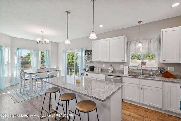 5550 Paxton RD, St. Johns, MI 48879