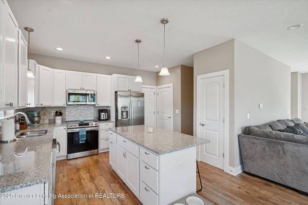 5550 Paxton RD, St. Johns, MI 48879