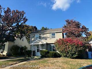 1221 Pershing DR, Lansing, MI 48910