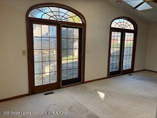 1221 Pershing DR, Lansing, MI 48910