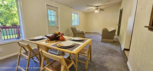 812 W Cass ST, St. Johns, MI 48879