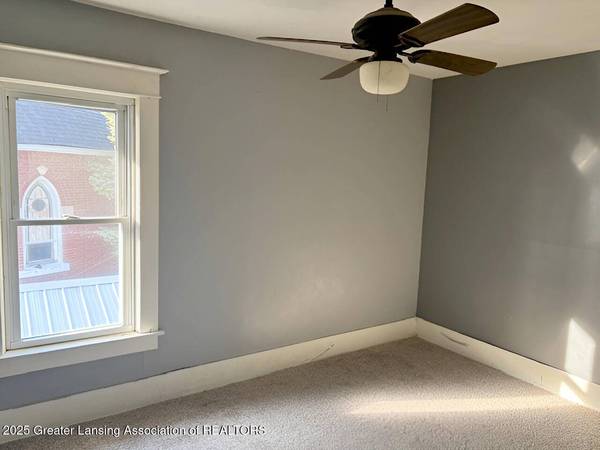 109 E Tyrell ST, St. Louis, MI 48880