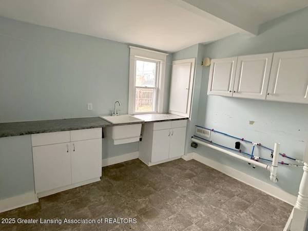 109 E Tyrell ST, St. Louis, MI 48880