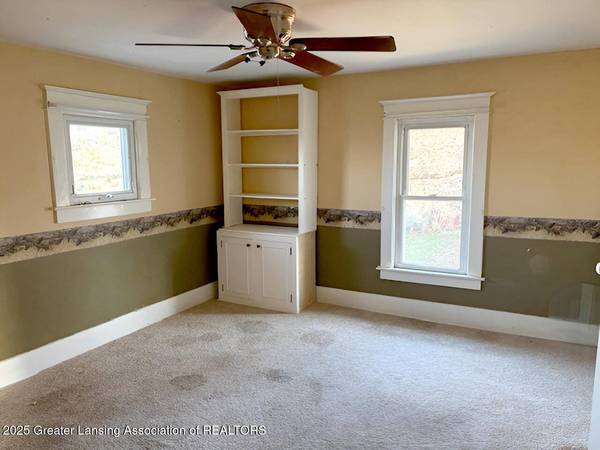 109 E Tyrell ST, St. Louis, MI 48880