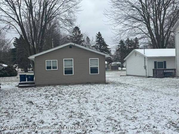 331 1st ST, Breckenridge, MI 48615