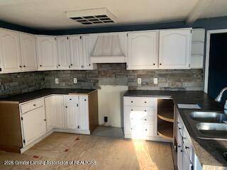 323 S Brady ST, Corunna, MI 48817