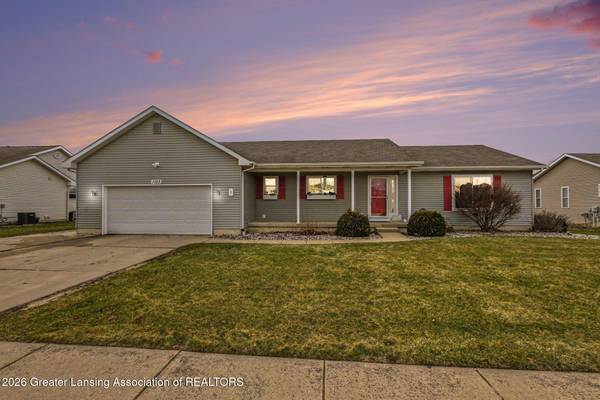 1103 Kelcrasta DR, St. Johns, MI 48879