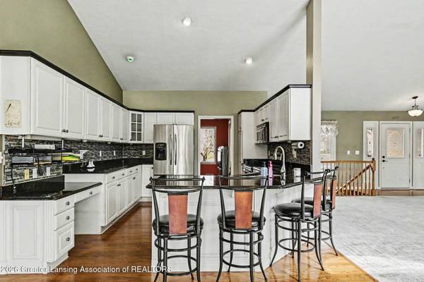 3343 Silverspring DR, Dewitt, MI 48820