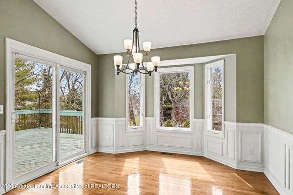 3343 Silverspring DR, Dewitt, MI 48820