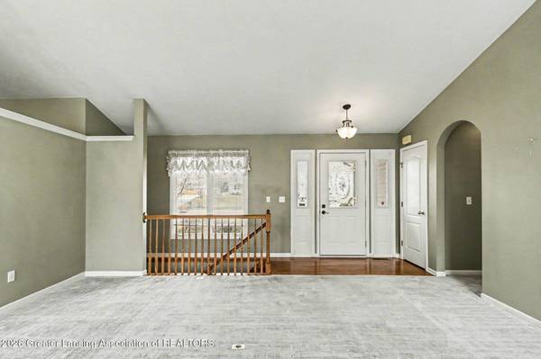 3343 Silverspring DR, Dewitt, MI 48820