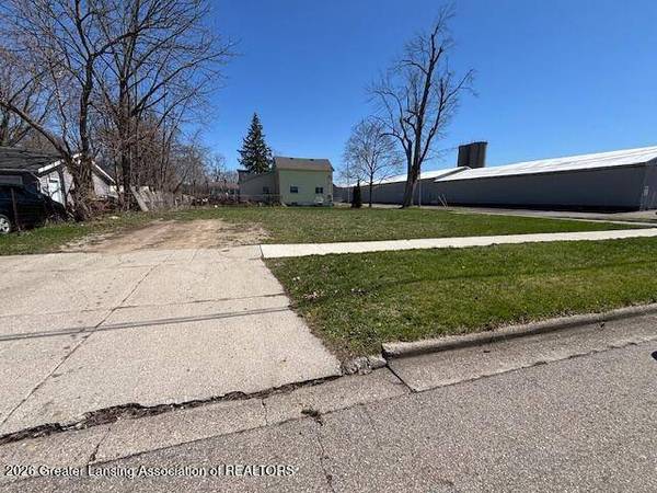 210 Ross ST, St. Johns, MI 48879