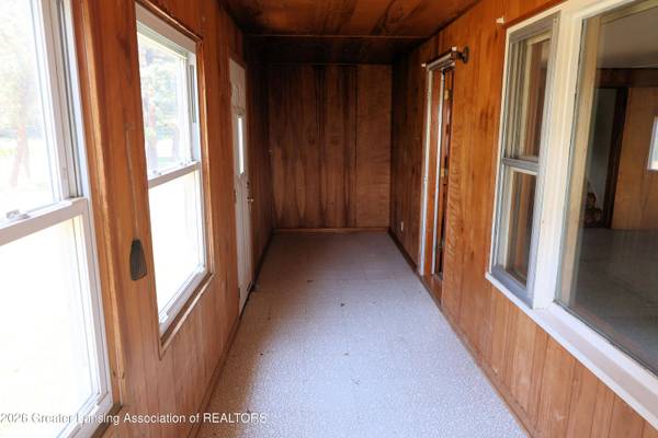2550 N Airport RD, St. Johns, MI 48879