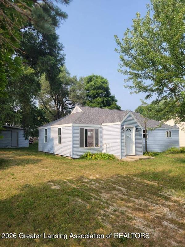 212 Pearl ST, Crystal, MI 48818