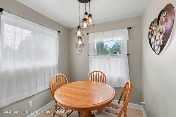1005 S Church ST, St. Johns, MI 48879