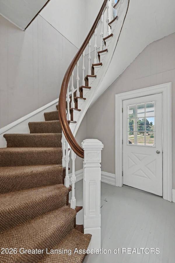 111 Oakland, St. Johns, MI 48879