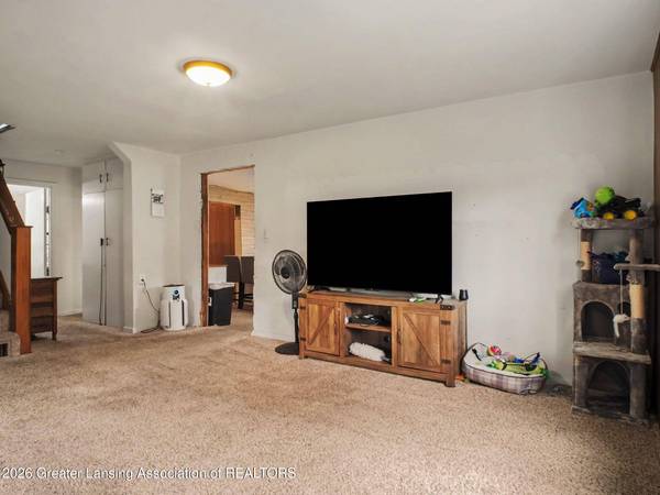 4050 Vanneter RD, Williamston, MI 48895