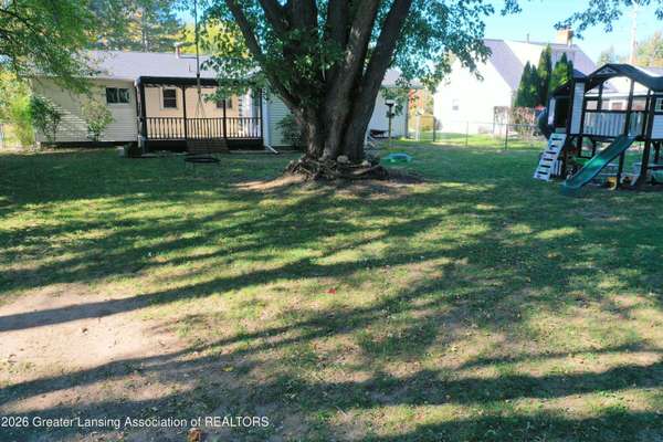 701 S Kibbee ST, St. Johns, MI 48879