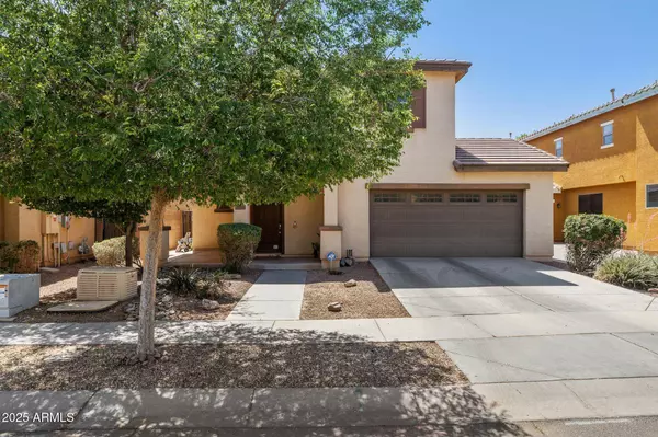2096 S MOCCASIN Trail, Gilbert, AZ 85295