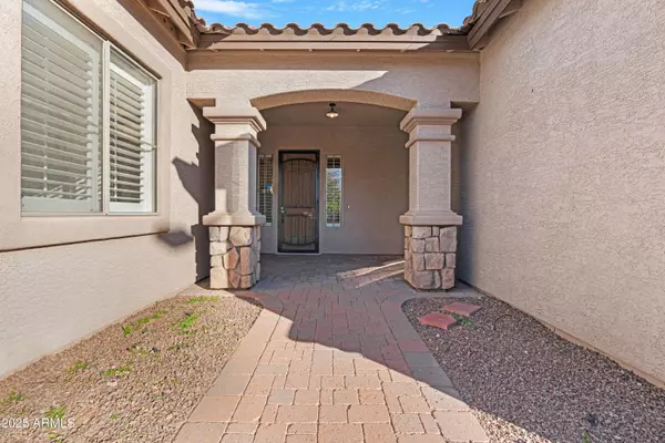 14376 W DESERT HILLS Drive, Surprise, AZ 85379