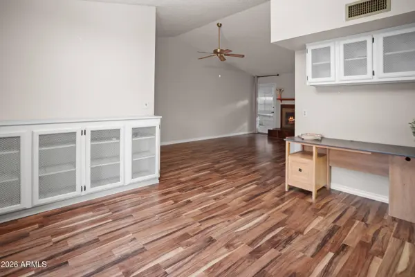 18225 N 45TH Avenue, Glendale, AZ 85308