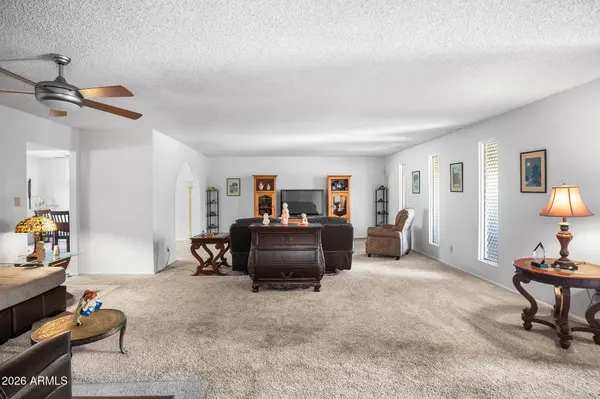 6135 N 13TH Street, Phoenix, AZ 85014